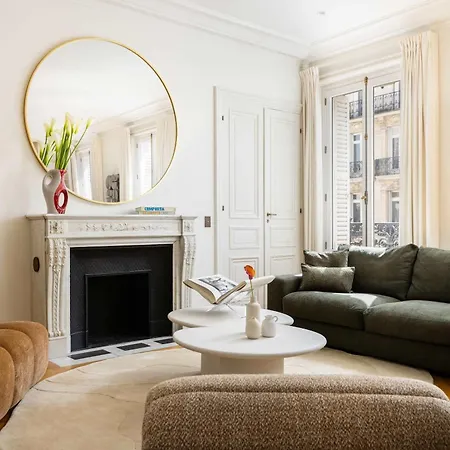 Montaigne Collection Iii 3br 8p Triangle D Or Apartment *